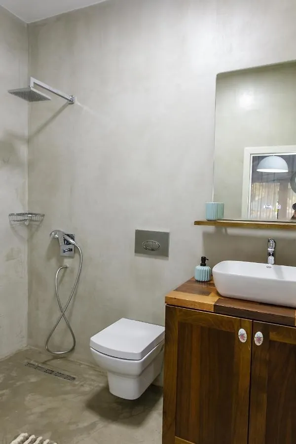 Studio Apartments Villa 24 Tirana 0*,